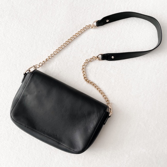 Tory Burch Leather Bag - Picture 9 of 11